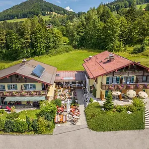 3* Отель Alpenhotel Bergzauber